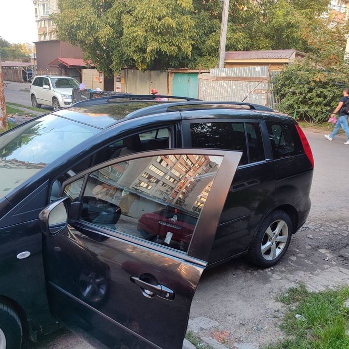 Мазда 5 2.0ТD для ВІЙСЬКОВОГО