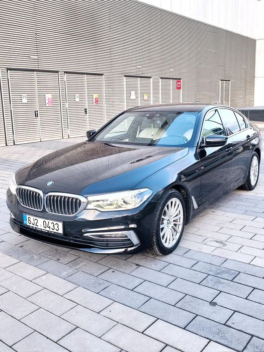 BMW Seria 5 BMW 520d Luxury Line
