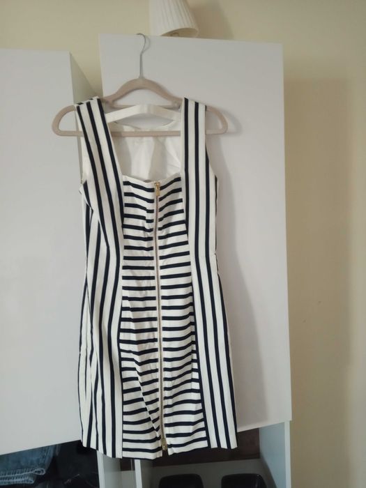 Sukienka w paski rozmiar 38