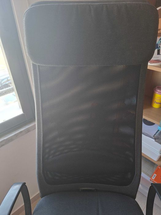 Cadeira escritório IKEA Markus, tamanho médio, em tecido