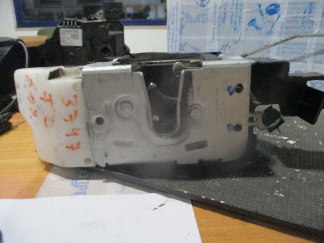 Fechadura / fecho porta frente direito VOLKSWAGEN Fox (5Z1, 5Z3, 5Z4)