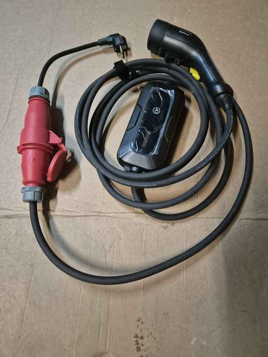 Przewód do ładowania samochodu elektrycznego/PHEV