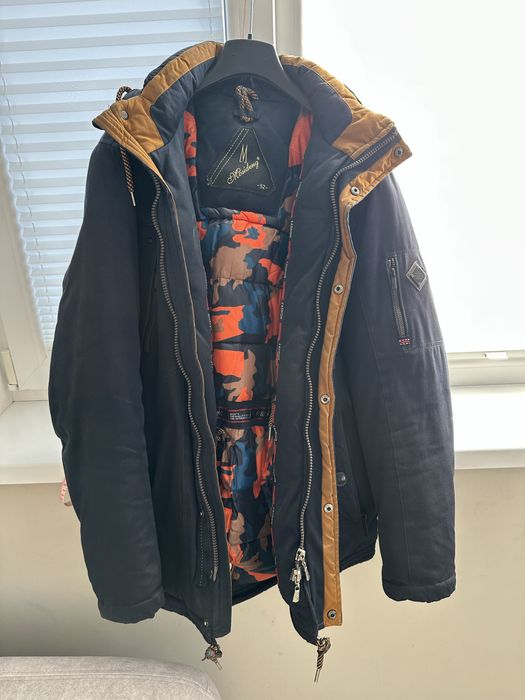 Мужская зимняя куртка, очень тёплая и тяжёлая, капюшон отстегивается