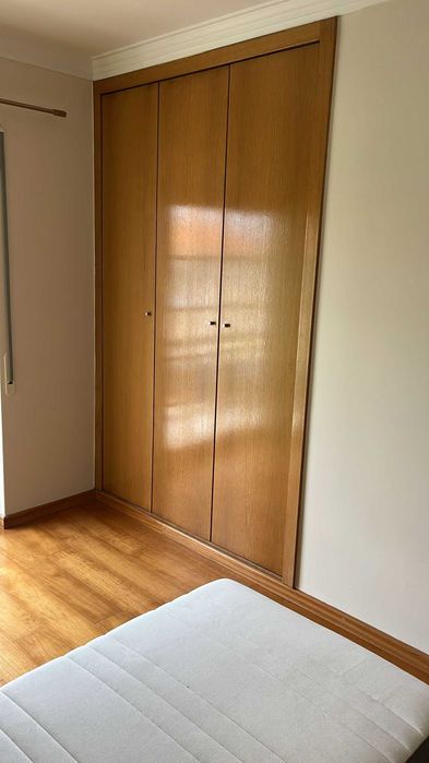 Quarto junto ao centro de Loures