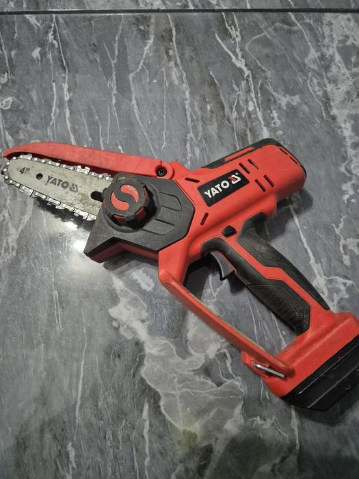 Piła akumulatorowa Yato