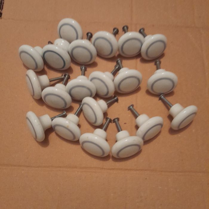 Puxadores ceramica e outros