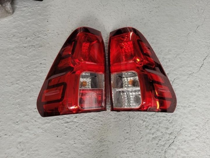 Farolins Traseiros Toyota Hilux 2020 (novos originais)