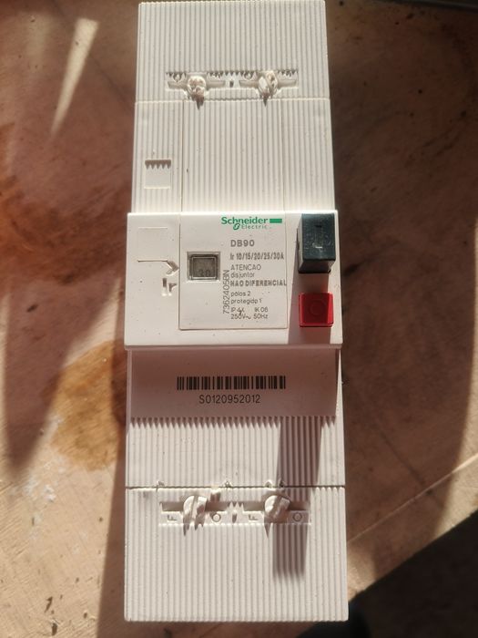 Disjuntor Schneider 30 A