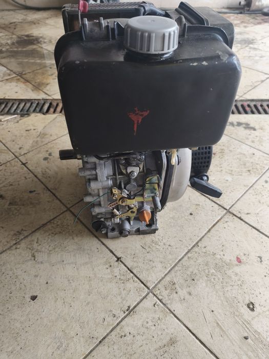 Silnik Yanmar L70AE-DEVBO