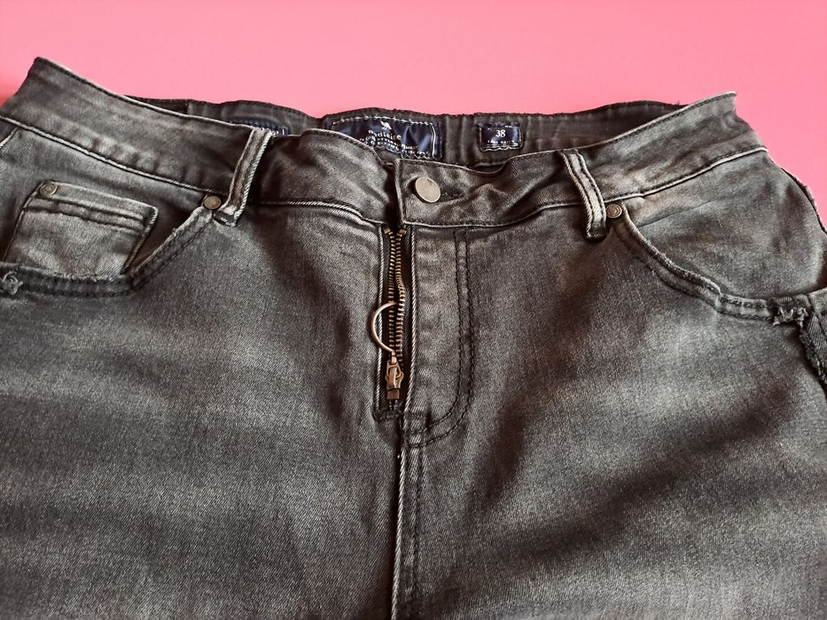 Spodnie Medicine jeans, kolor czarny, rozmiar 38, stan bardzo dobry