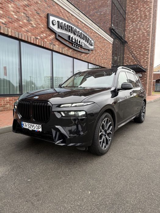 Продам  BMW x7 шикарный
