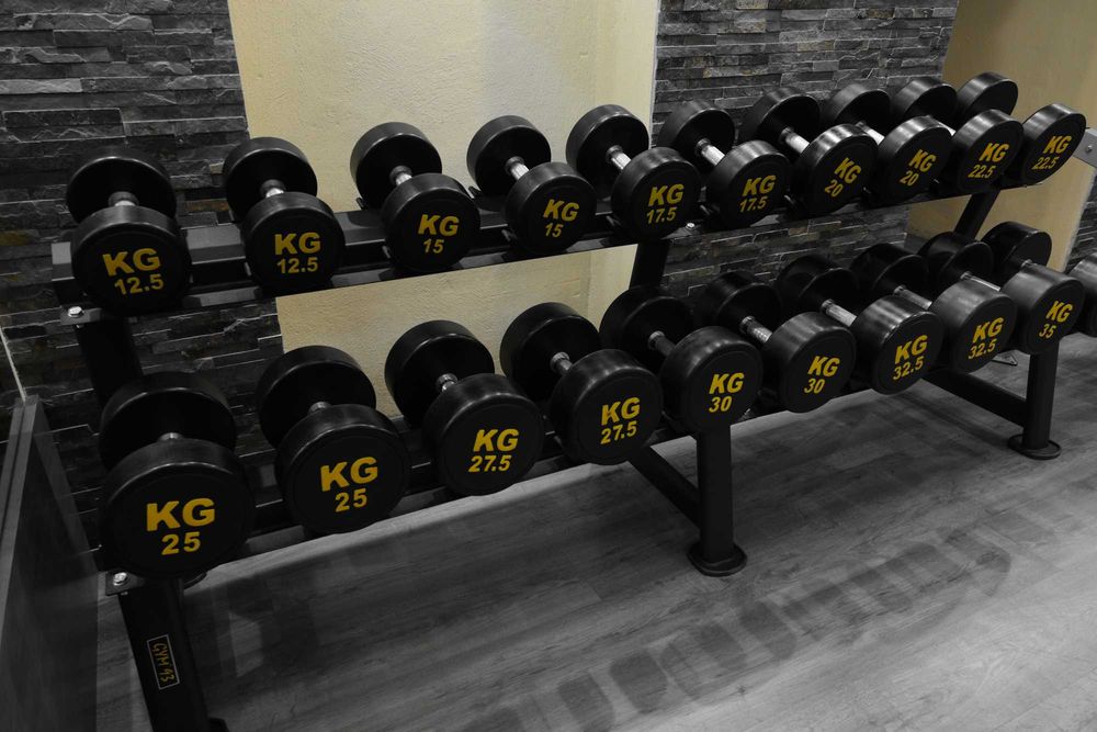 Hantle biceps triceps klatka barki nowe cena za kilogram materiału