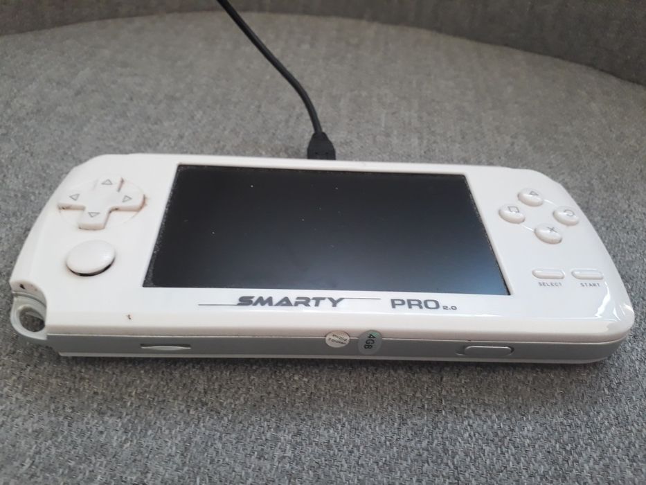Gra  Smarty Pro 2.0 (coś w rodzaju PSP)Sprawna bez gier