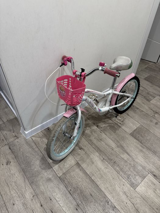 Дитячий велосипед для дівчинки