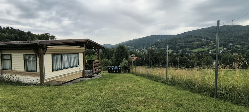 Wynajem domek letniskowy z tarasem w Brennej