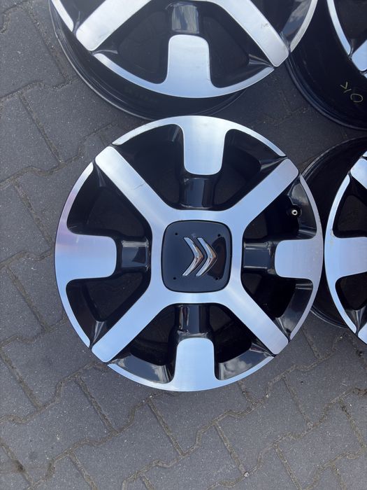 Felgi aluminiowe 17 cali 4x108 Et19 Citroen C3 Cactus