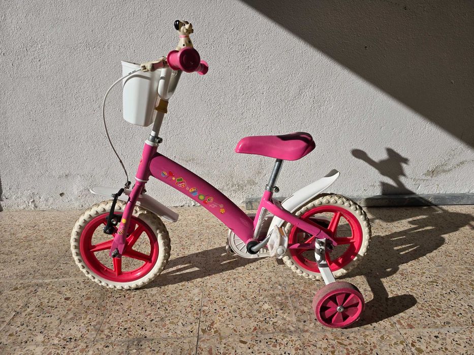 Bicicleta menina 3 a 5 anos