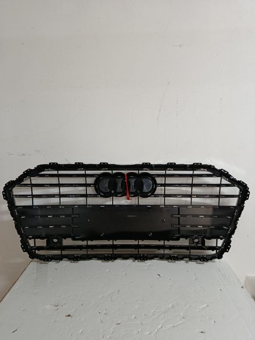 Решітка радіатора хром AUDI A6 C8 2019-2023