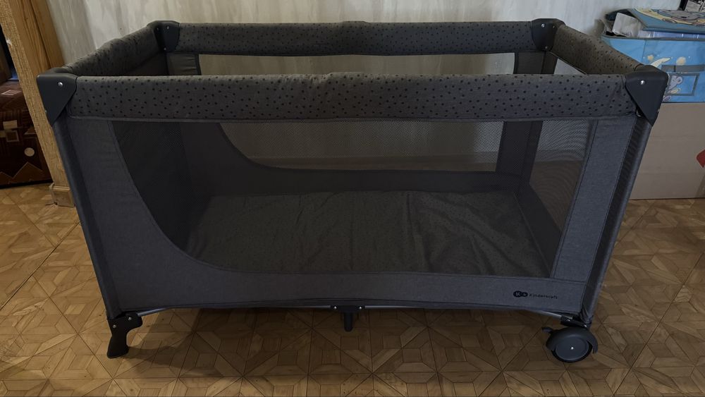 Продам дитячий манеж Kinderkraft