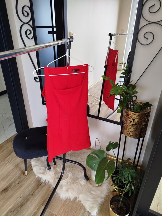 Sukienka wizytowa Mango