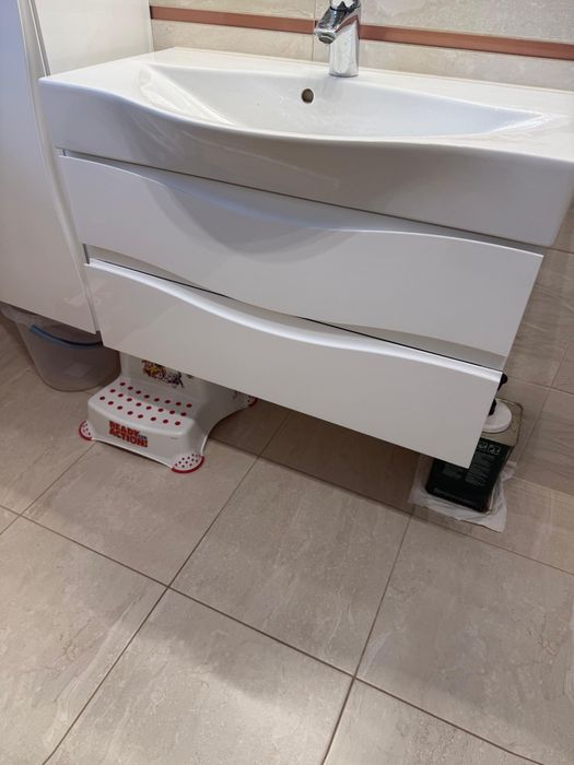Szafka z umywalką Antado Wave 80cm