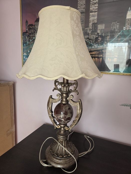 Lampa pokojowa z abażurem