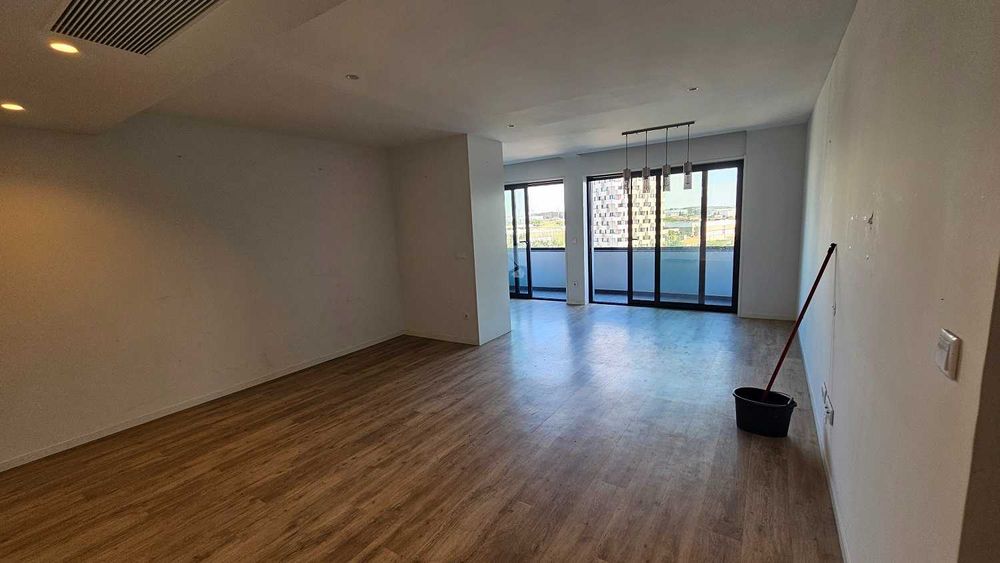 Arrenda-se T3 de Luxo em Frente a Exponor