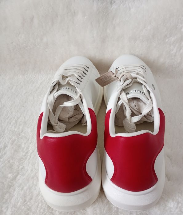 Skórzane sneakersy guess rozmiar 46 casual