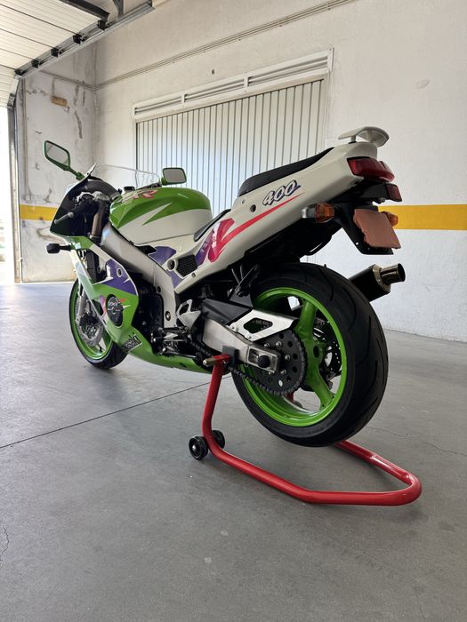Kawasaki ZXR 400 ORIGINAL