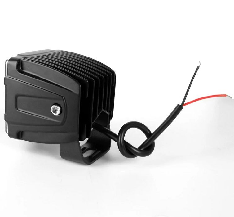 Дополнительная фара с СТГ самые яркиеLED 30W Лед балка противотуманка