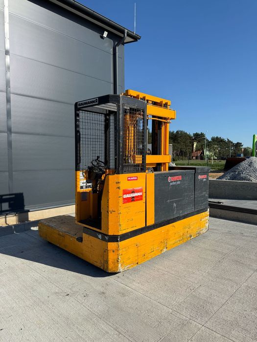 Baumann 4- kierunkowy 3t triplex pozycjoner 5,7m Combilift Votex Bison