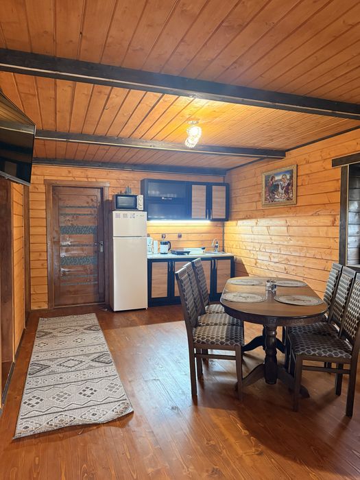 Оренда котеджу Emili house,апартаменти на 4(2).Чан