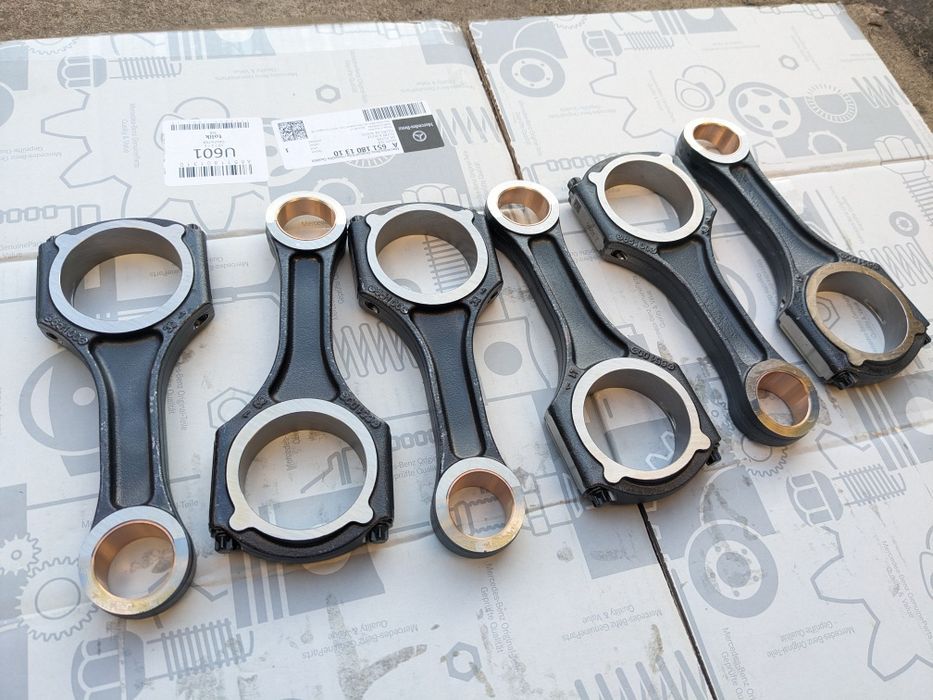 Шатун мотор om651 Мерседес