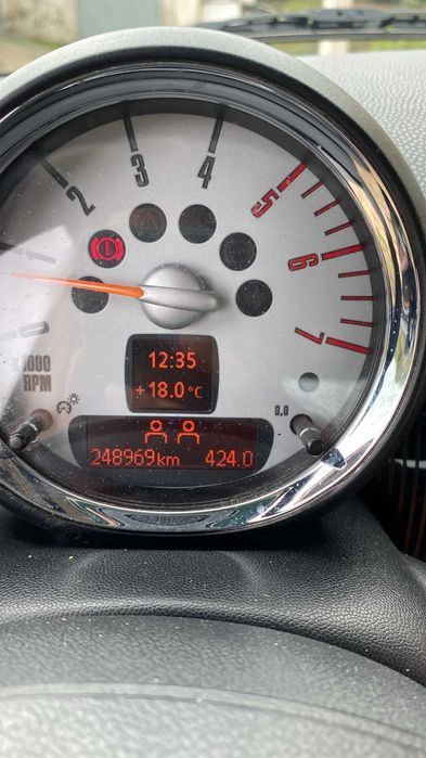 Mini Cooper 50 anos