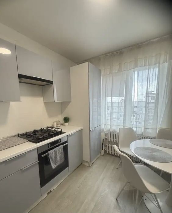 Продаж 2 к квартири 51 м2. Лівобережний-3. Ремонт. Меблі