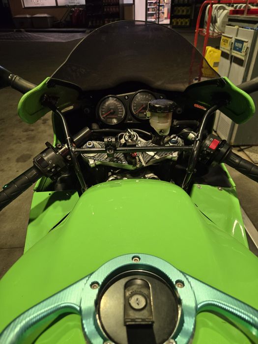 Dla Ciebie wszystko - kawasaki zx 9 r - w kategorii Sportowy