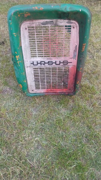 Maska grill atrapa ursus C-360 przód zamek