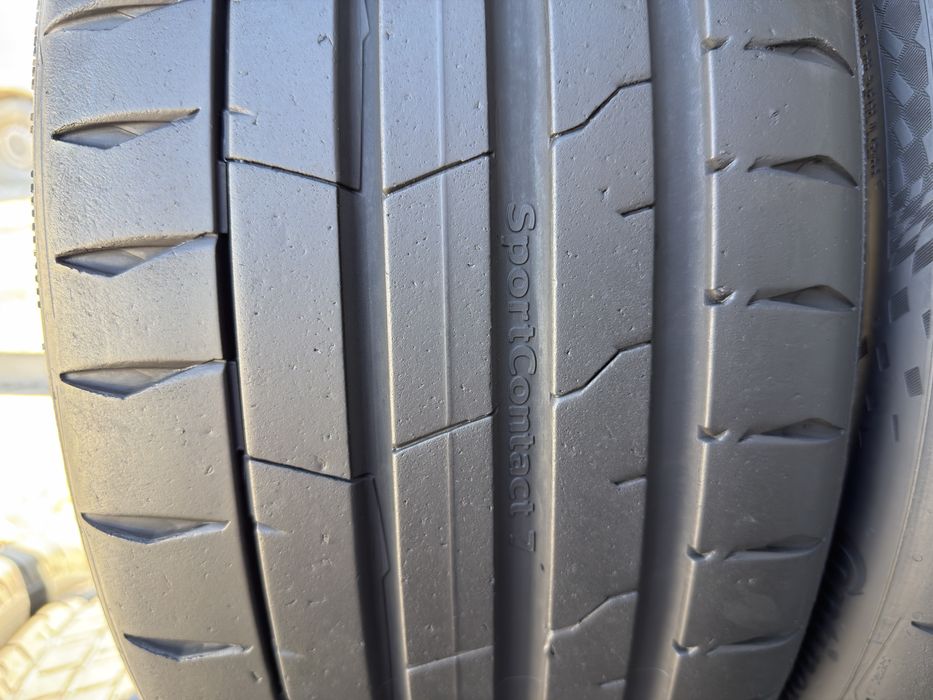 Шини б/у 225/35 r19 Continental 4шт
