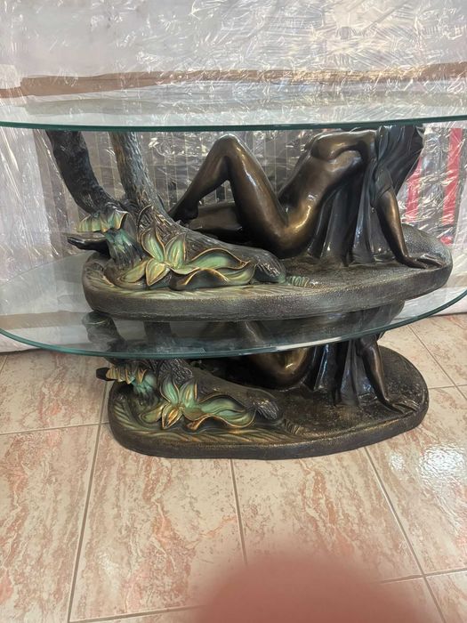 Mesa de centro em vidro