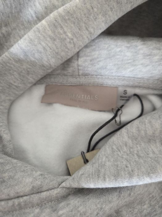 Dres Essentials fear of god