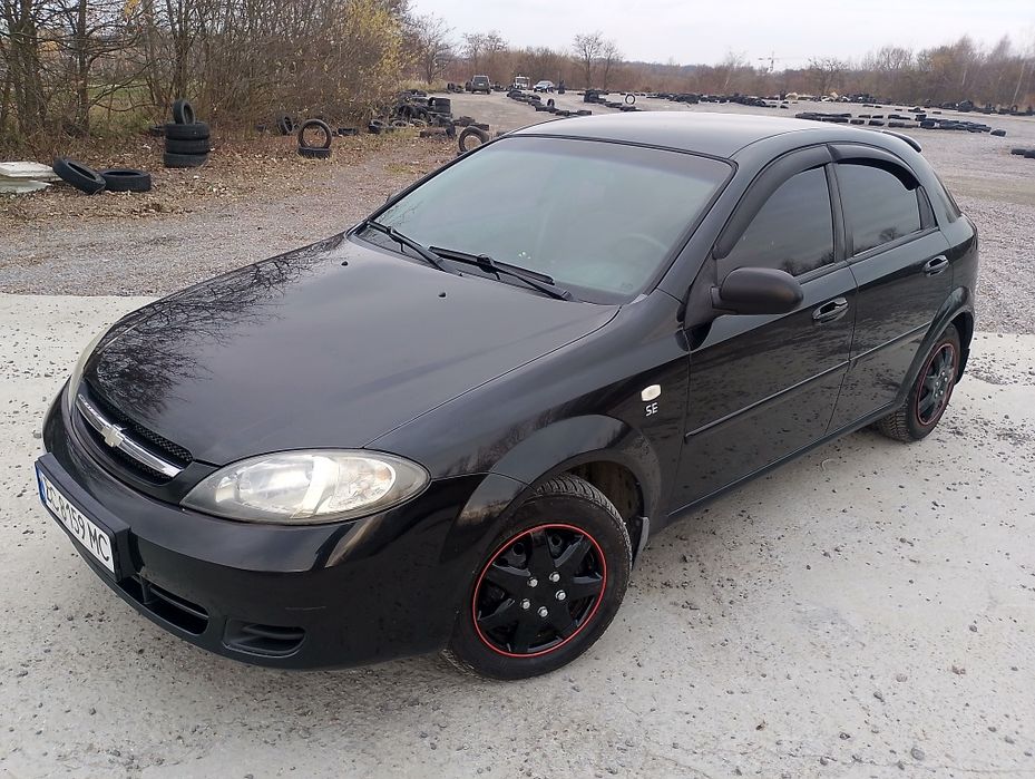 Продам Chevrolet lacheti