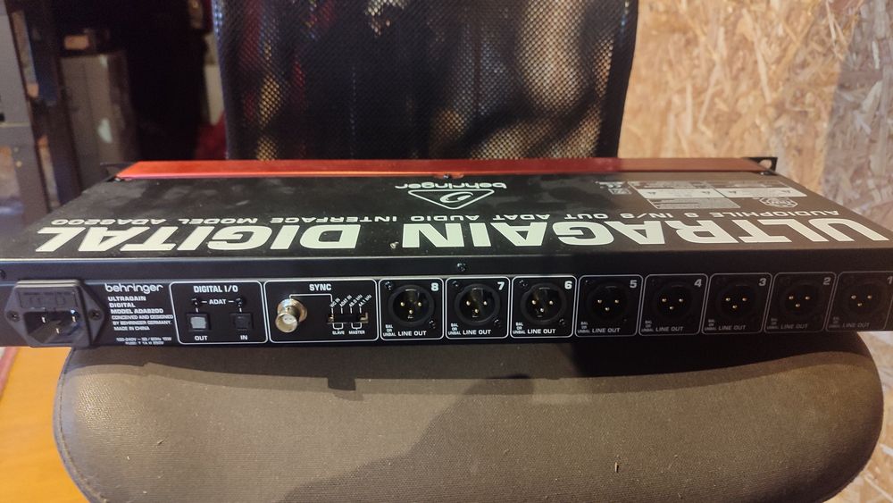 Behringer ADA8200 Ultragain