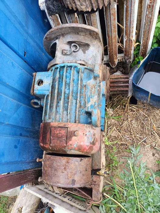 Мкг-25 редуктор ходовий