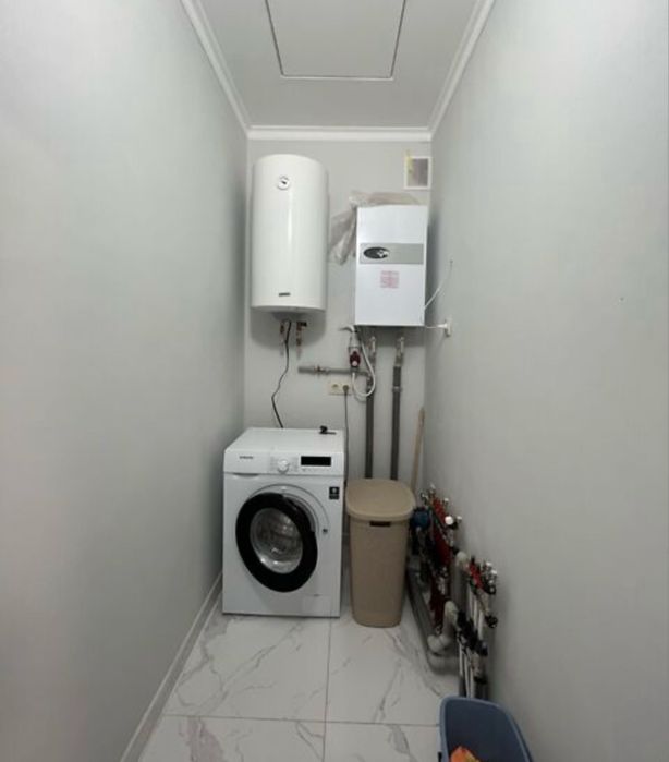 Продається одноповерховий дуплекс.