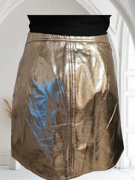 Spódnica mini złota zapinana na suwak ala skórzana ASOS