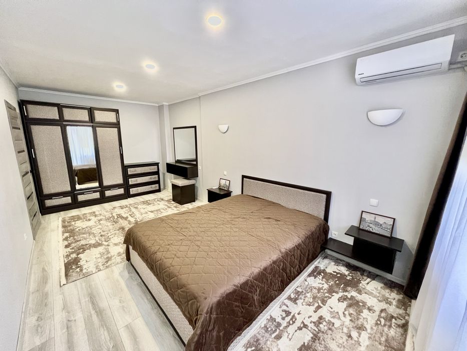 2-кімнатна новобудова 82 м² з євроремонтом заходь і живи