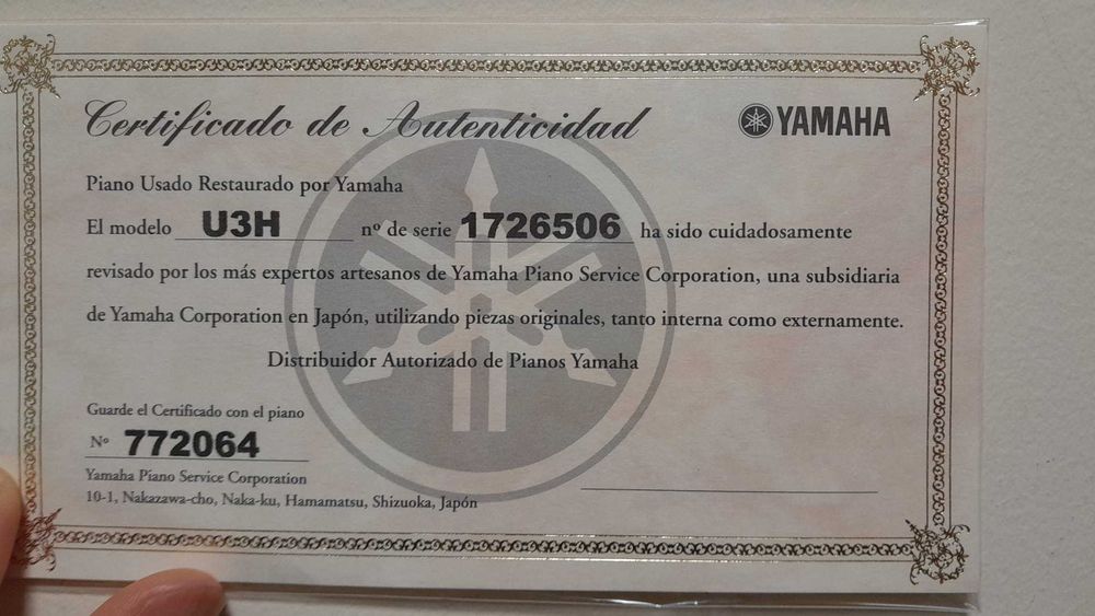 Piano Yamaha U3H - em excelente estado