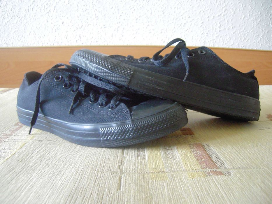 Trampki Converse All Star roz EUR 42 czarne klasyczne
