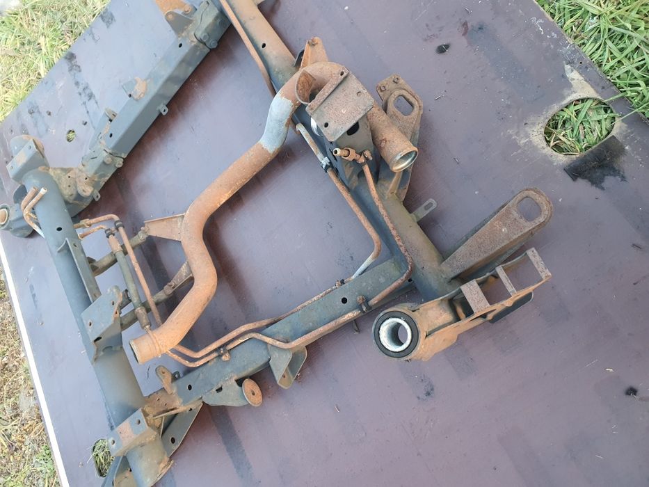 Передня балка, підрамник Mercedes Vito W638 2.3 cdi