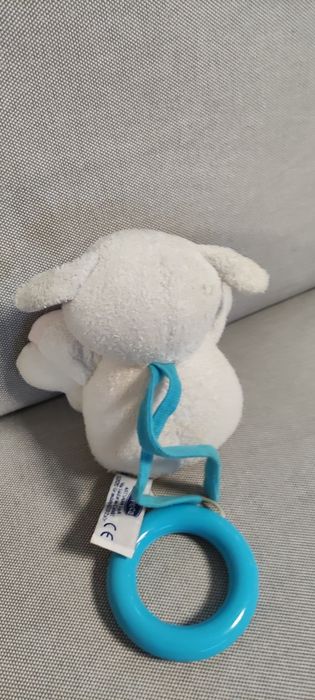 Brinquedo Chicco com música